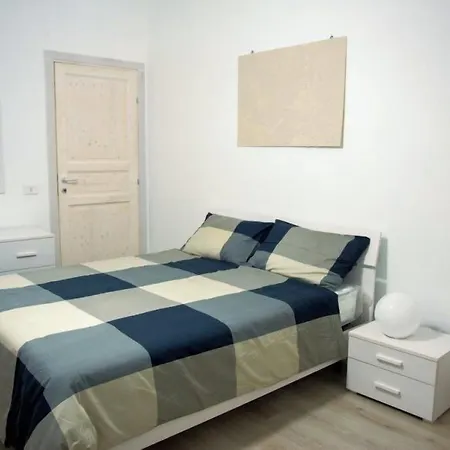 Bed & Breakfast Domus Alberta Lecce