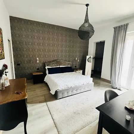 Domus Alberta Oda ve Kahvaltı