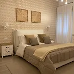 Oda ve Kahvaltı Domus Alberta Lecce