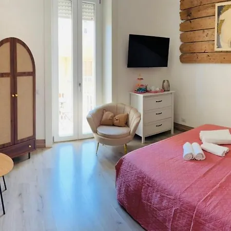 Nocleg ze śniadaniem Domus Alberta 3*